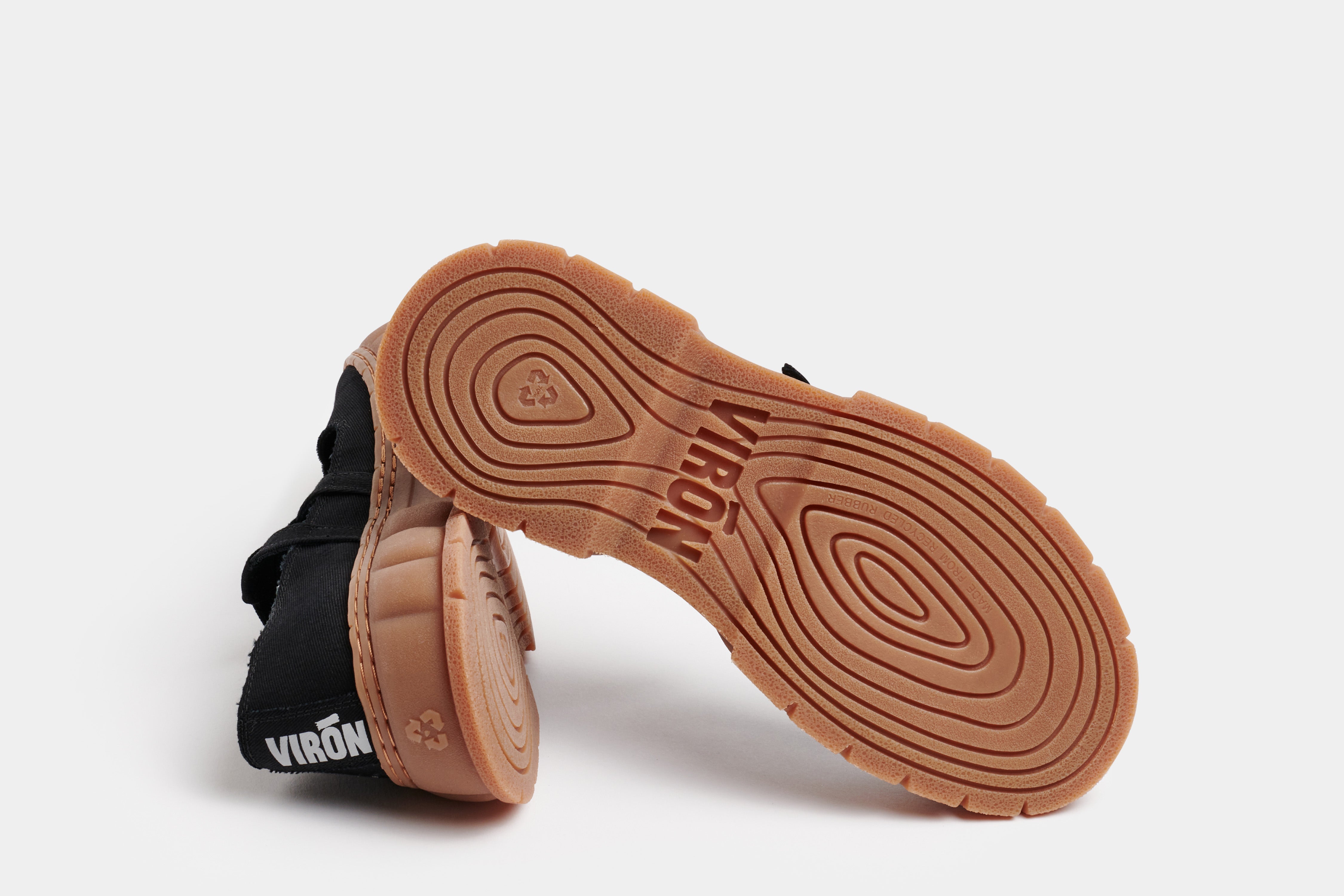 2001 BLACK CANVAS